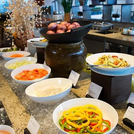 Ξενοδοχείο Perugini 2*